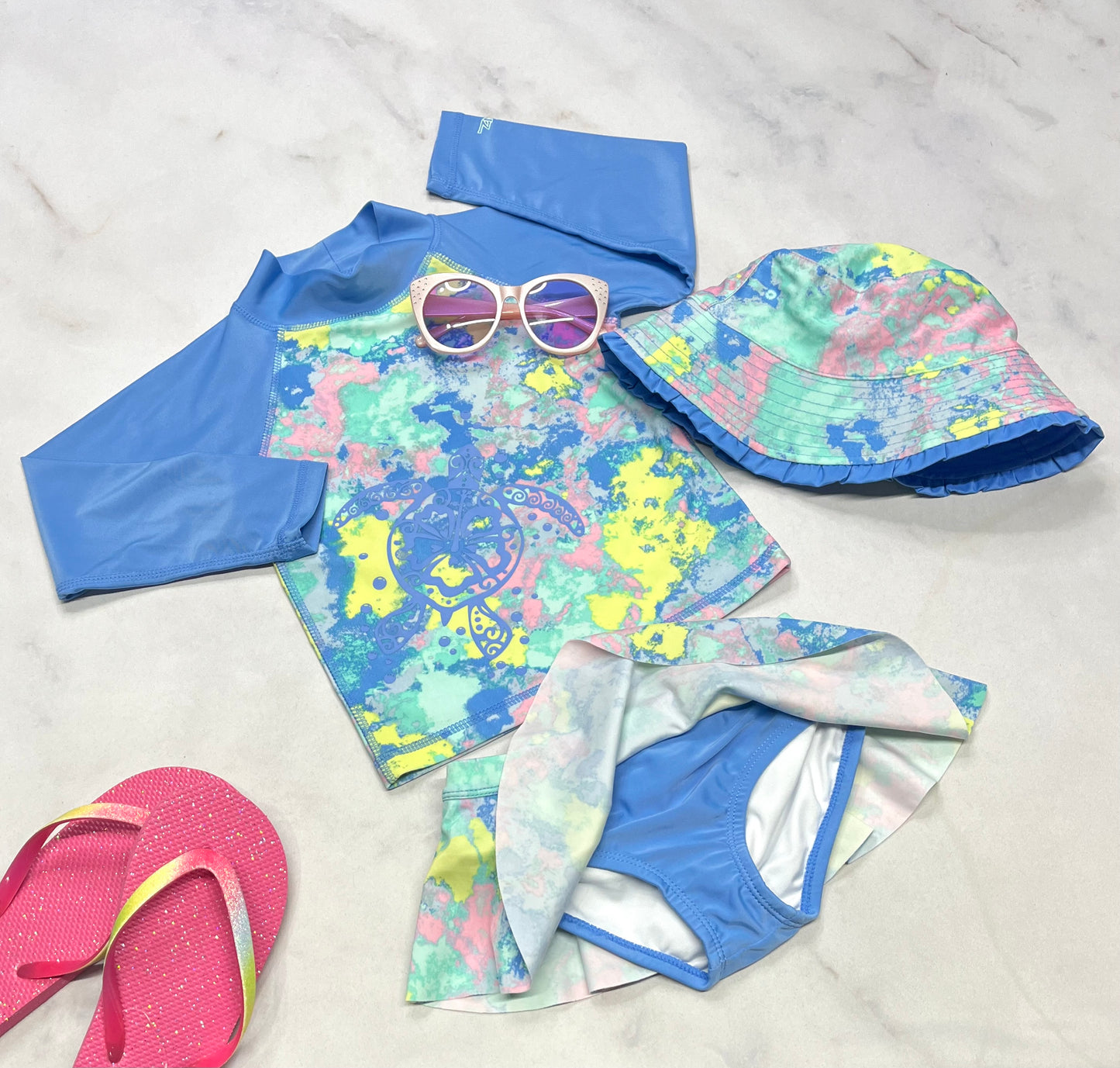 💦 Trio : duo maillot UV skinz 5 ans fille neuf ! ( + chapeau uv skinz réversible neuf ! )