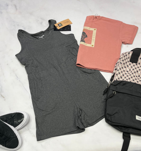 😍 1 pièce short : Black Mountain en beau tissu soft stretch 10 ans fille neuf !