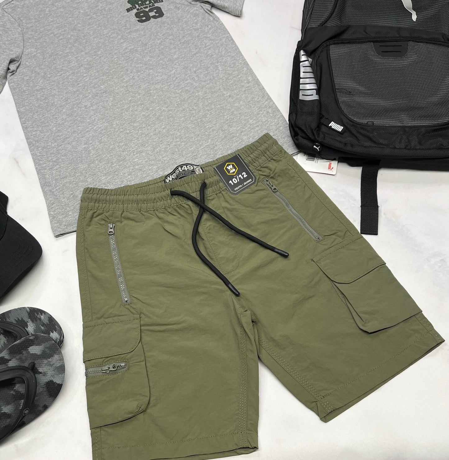 🍃 Bermuda : West en tissu style toile légère qui ne décolore pas . 10-12 ans garçon neuf !
