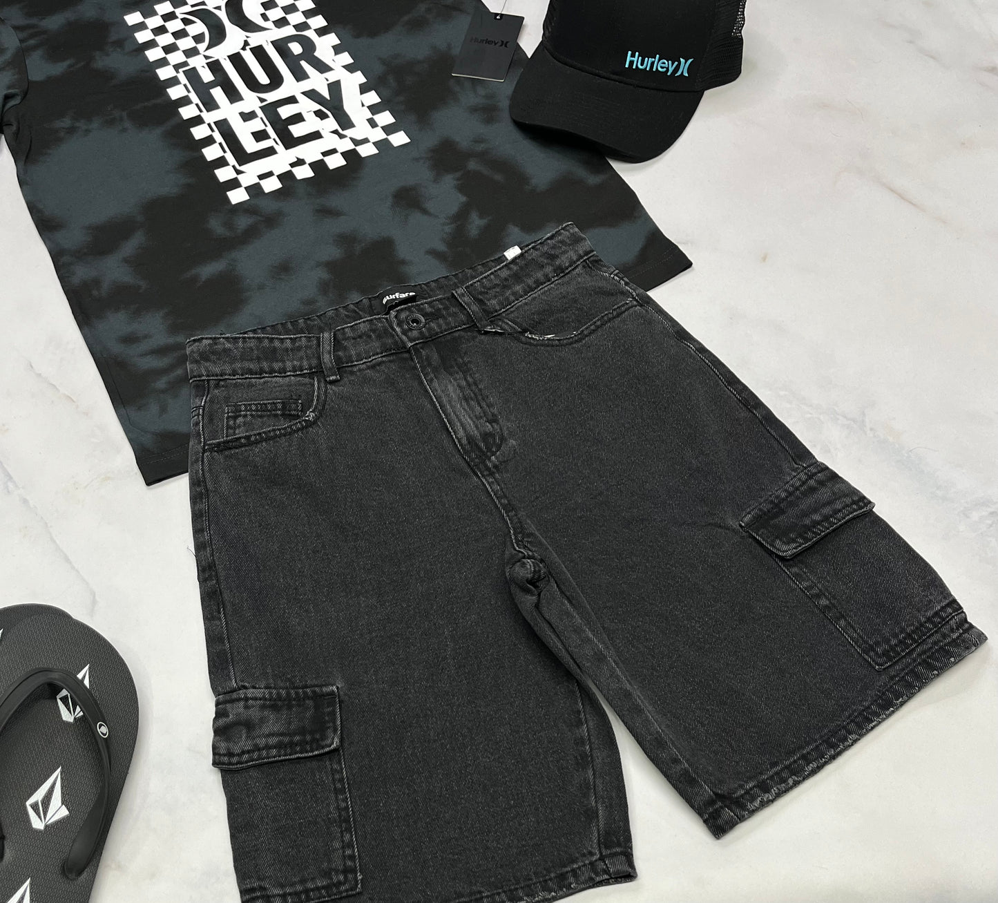 🤩 Bermuda : en jeans souple Surface 14 ans garçon taille ajustable neuf !