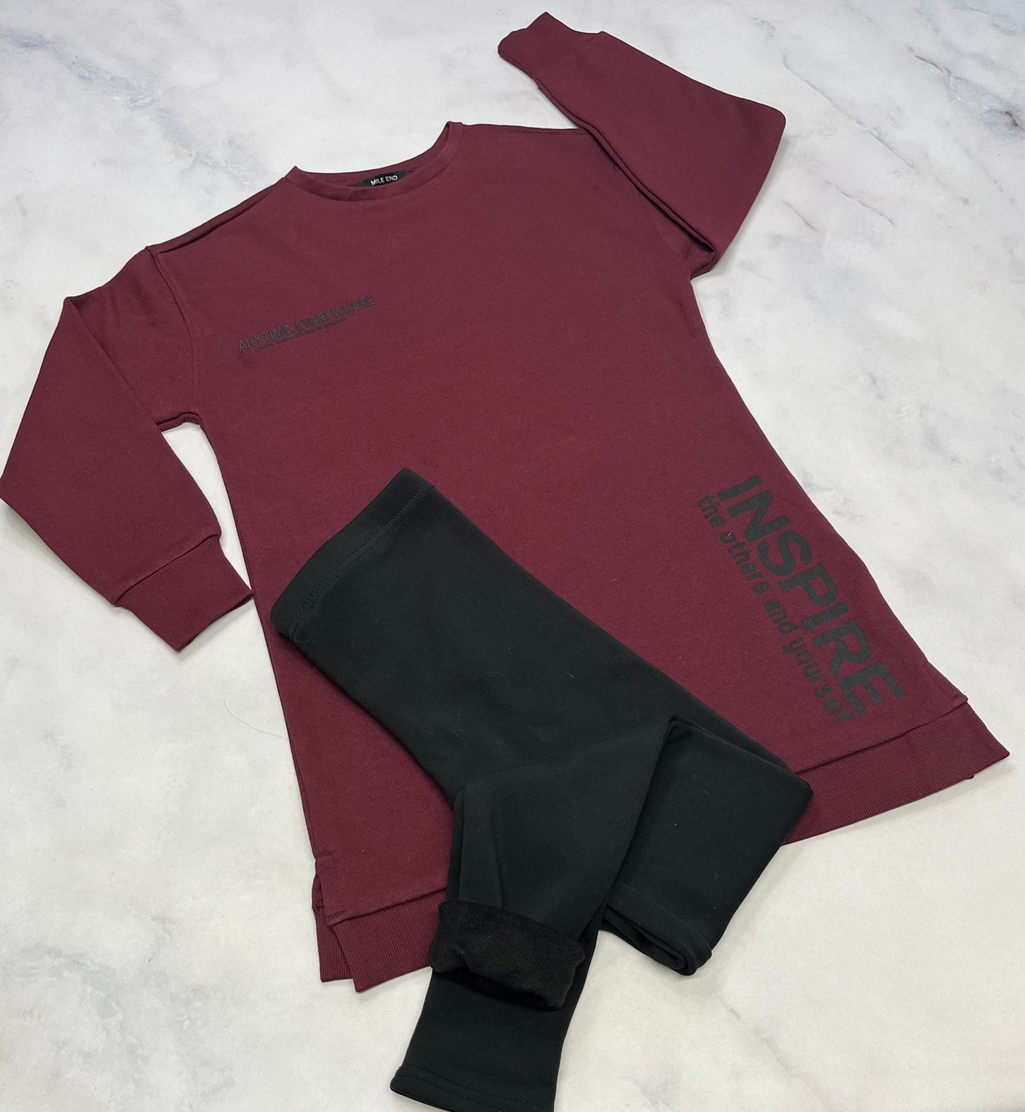 Robe en ouaté : Mile end 10 ans comme neuve + legging doublé en polar 10 ans neuf!