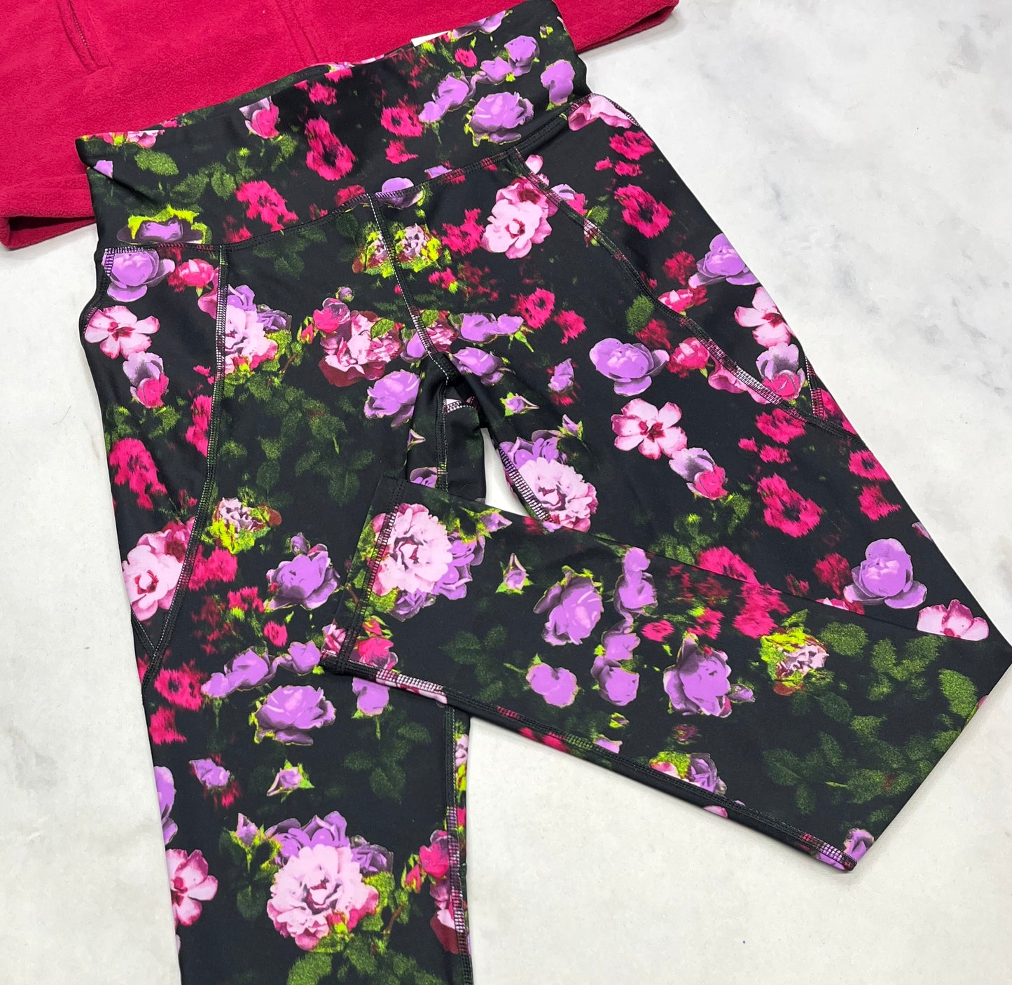 🤩Skinny tissu sport : taille haute avec poches sur les côtés . 14-16 ans neuf !