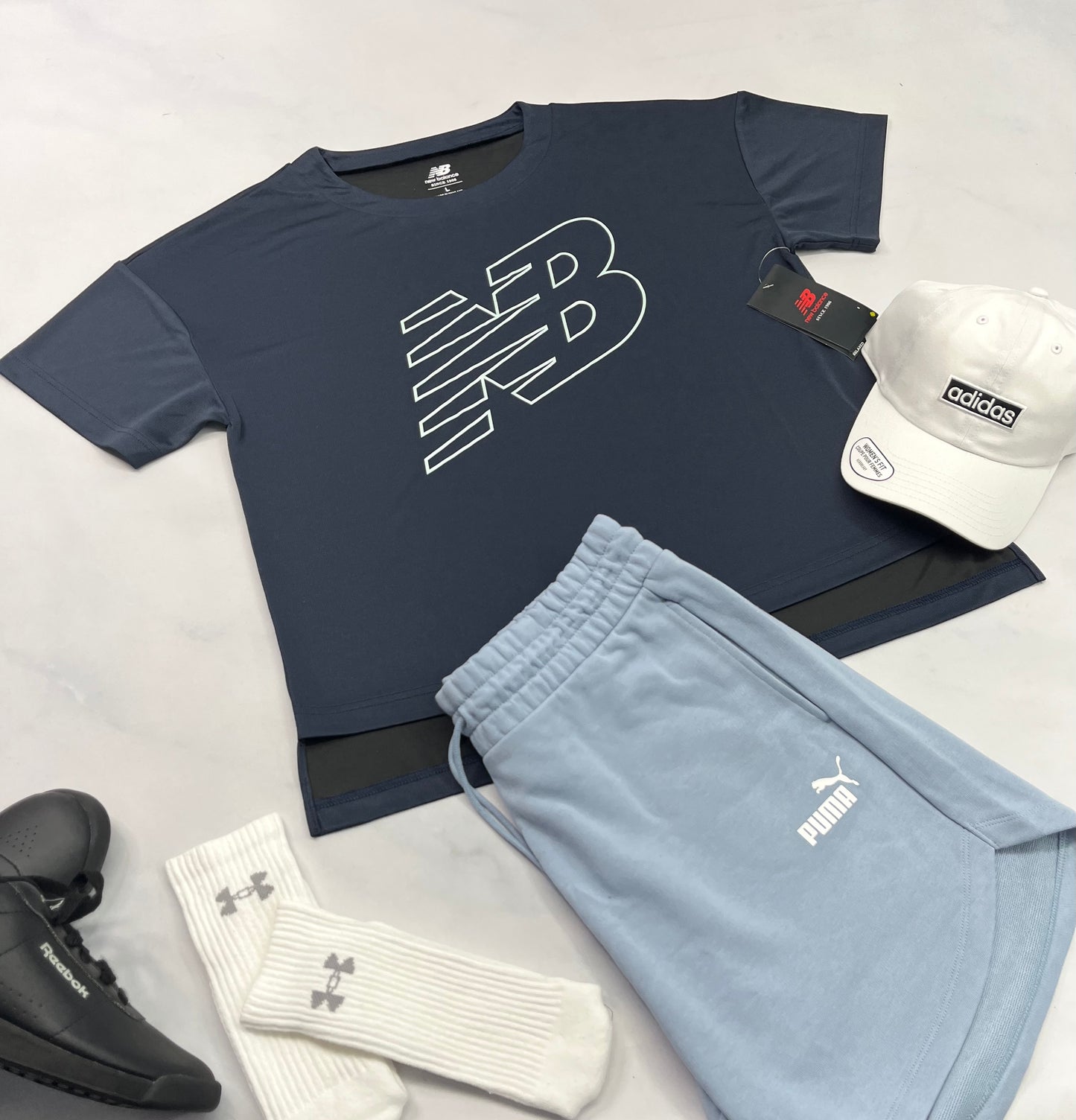 🤩 Manche courte : New Balance en tissu de sport L/ femme coupe confo neuf !