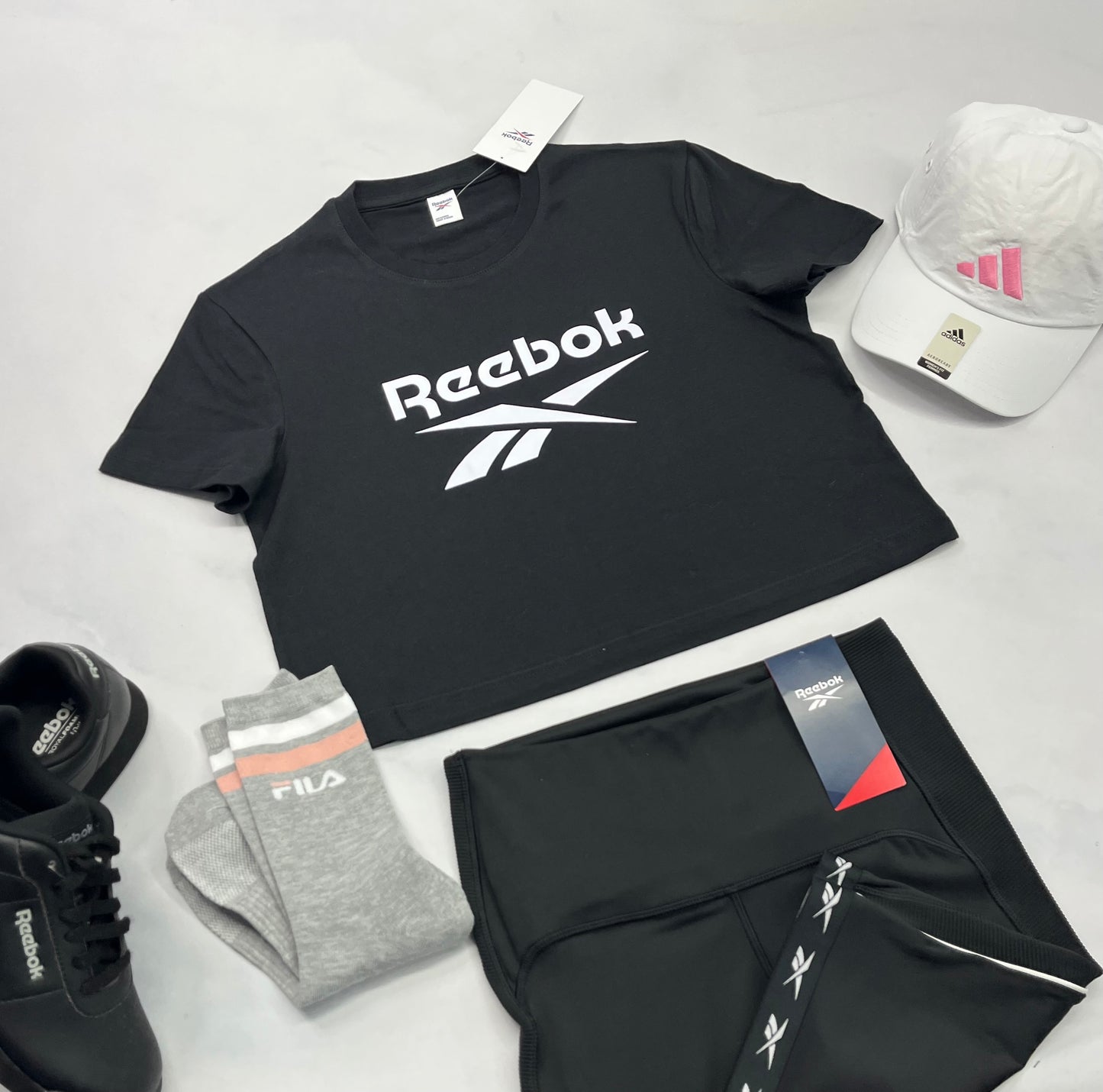 🌴 Manche courte : Reebok look écourté S/ fit ( +XS) femme neuf !