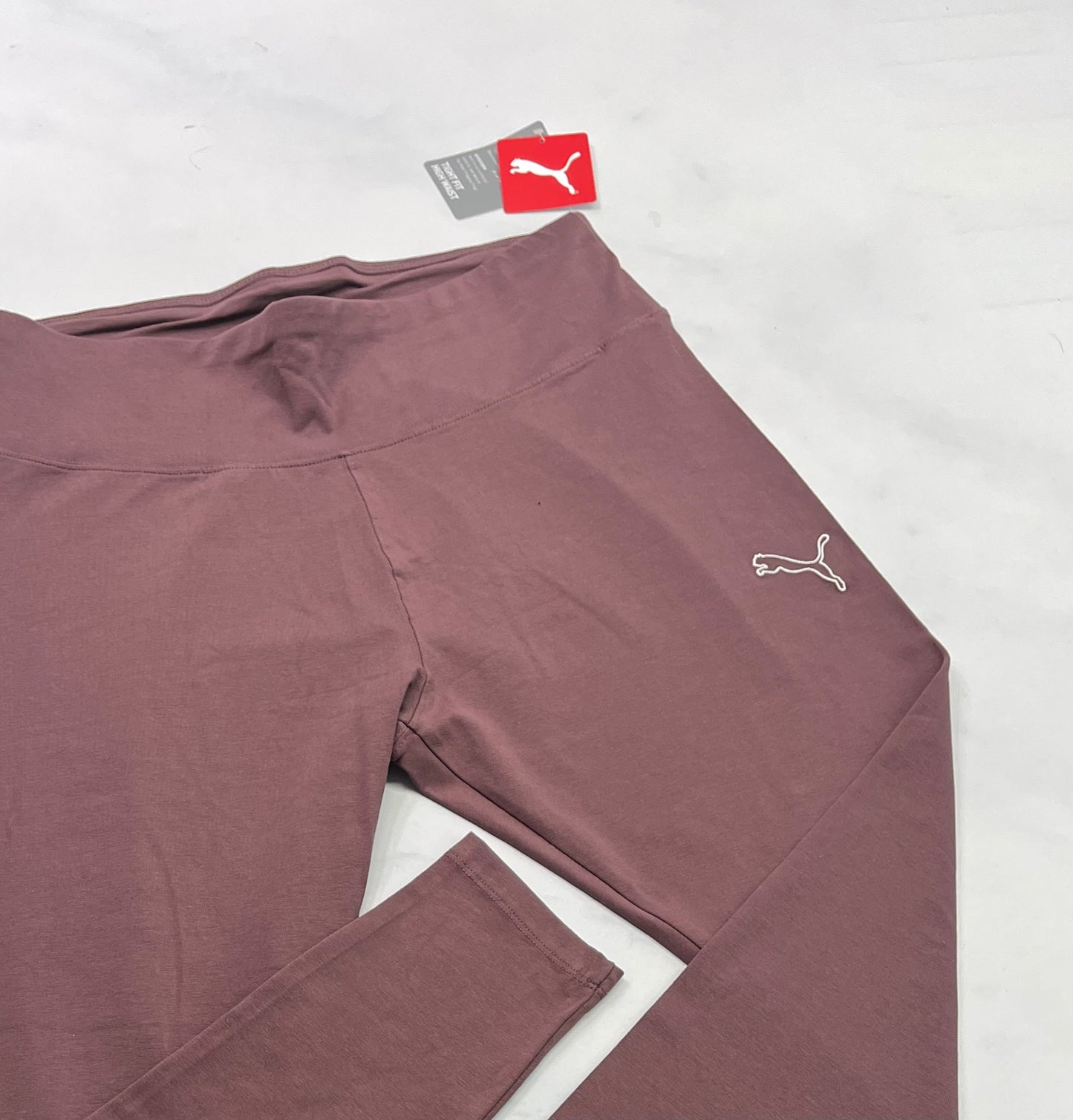 Legging PUMA: stretch en coton neuf! XL/ fit stretch femme . ( couleur vieux rose )