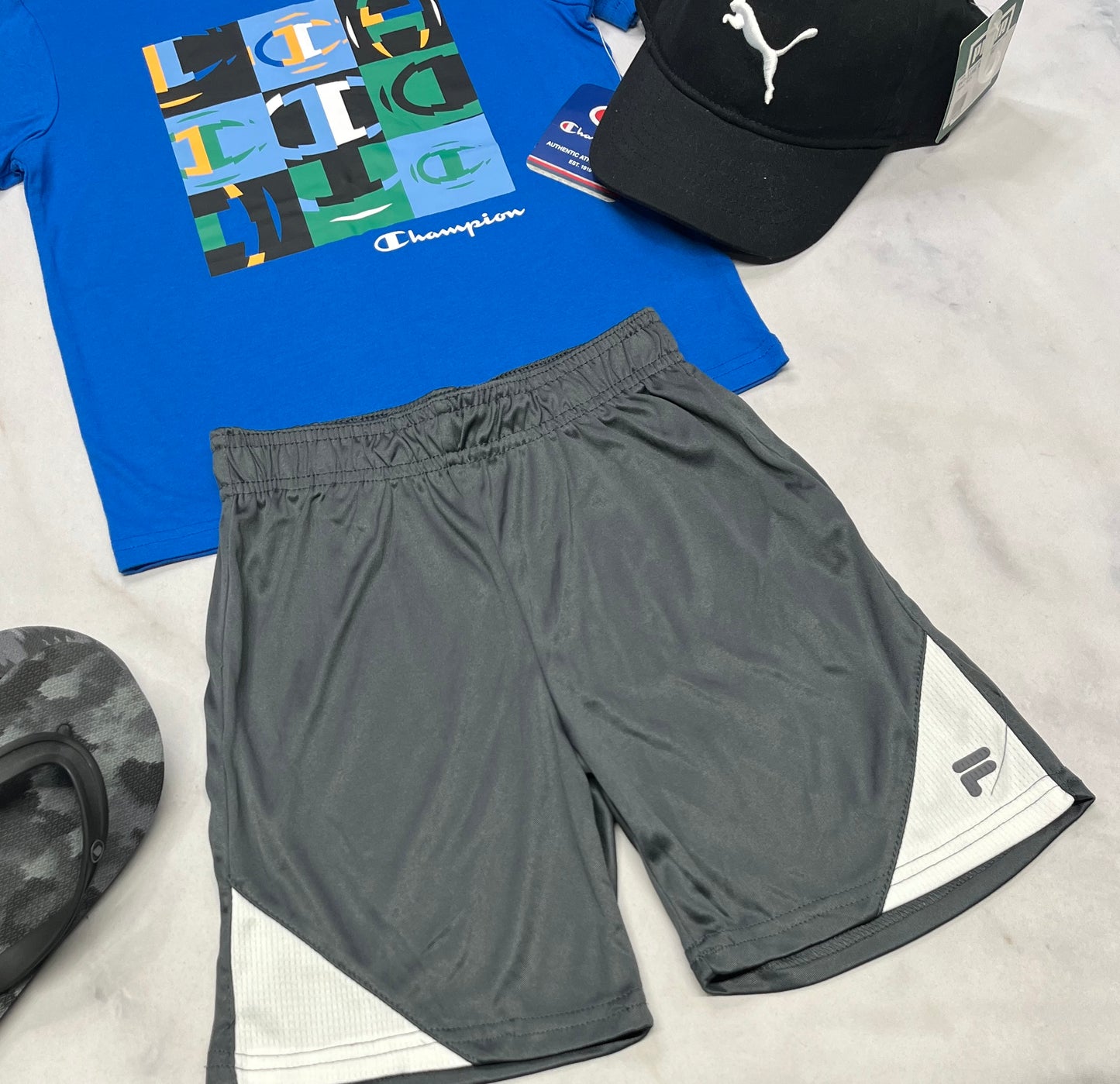 💙 Bermuda Fila : 5-6 ( + 5 ans ) garçon neuf !