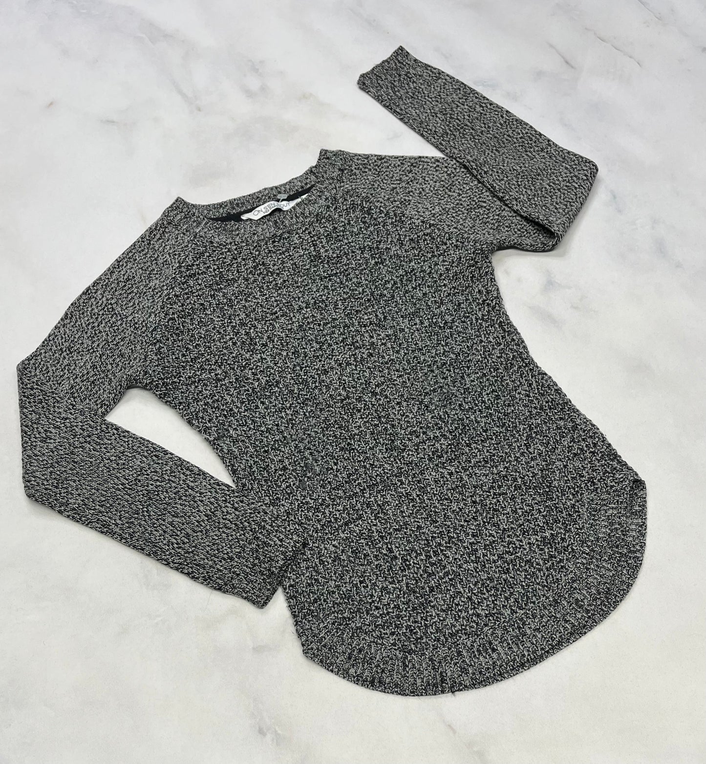 Tricot : slim on s’en fout des garçons fait 7 ans fille . Comme neuf !