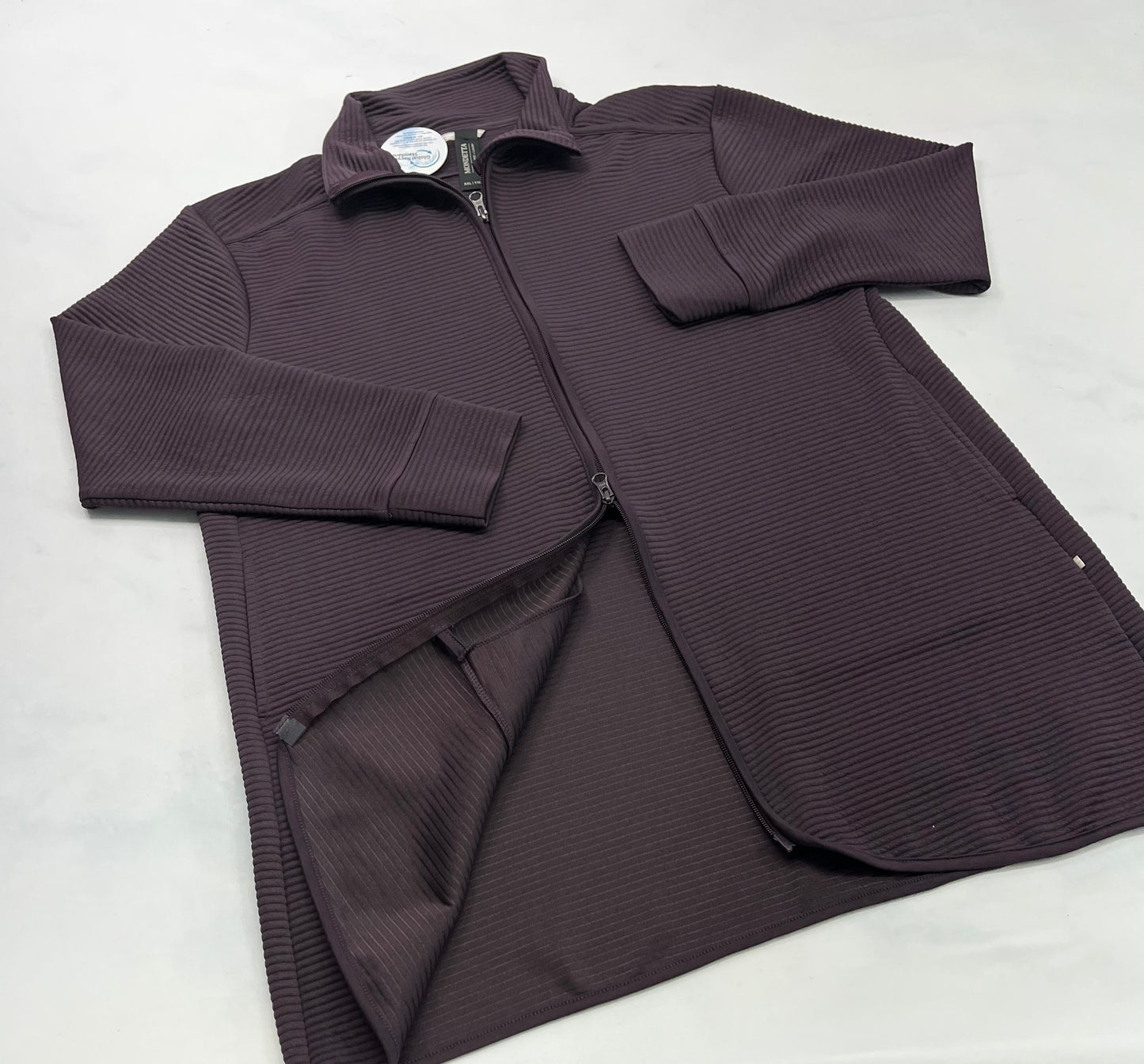 Veste PRUNE : Mondetta longue bas des fesses .. zip dans les 2 sens . Poches sur les côtés . XXL/ femme neuve.