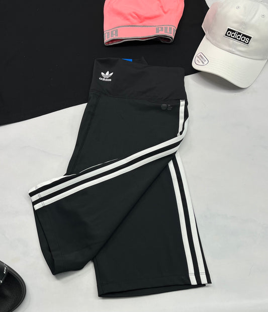 😍 Cuissard Adidas femme : tissu de sport , taille haute . XL fit stretch neuf !