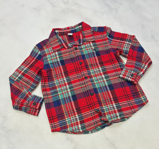 Chemise : douce molle fait 4-5 ans garcon. neuve .