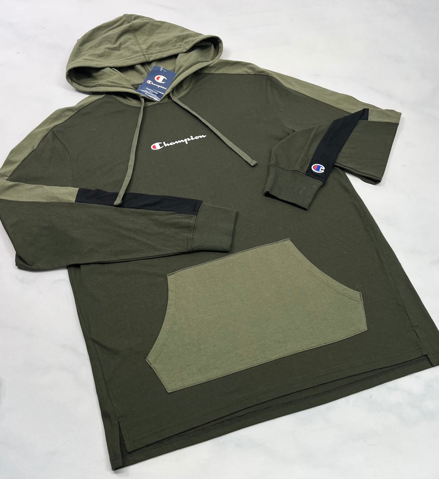 Champion : Cagoule kaki neuve ! M/ homme neuve .