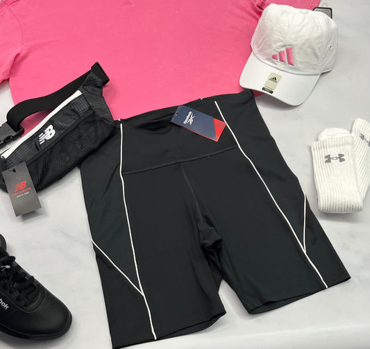 🩷 Bermuda : Reebok en tissu de sport incroyable de qualité ! Taille haute neuve . Fait XL/ femme neuf !