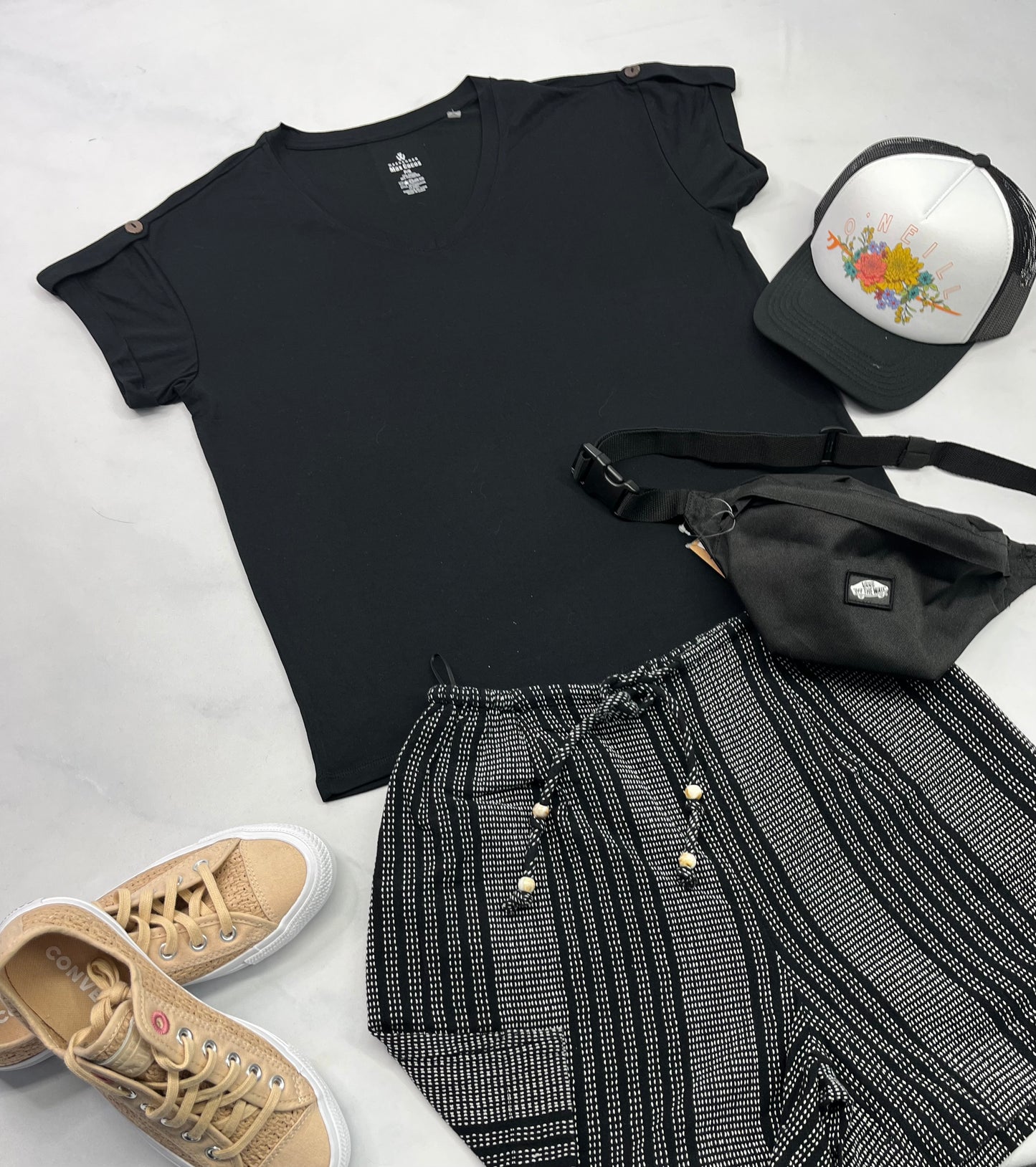 🌵Manche courte : Max Cocos S/femme soft stretch neuf ! Beau détails sur l’épaule ( ganse avec bouton) .