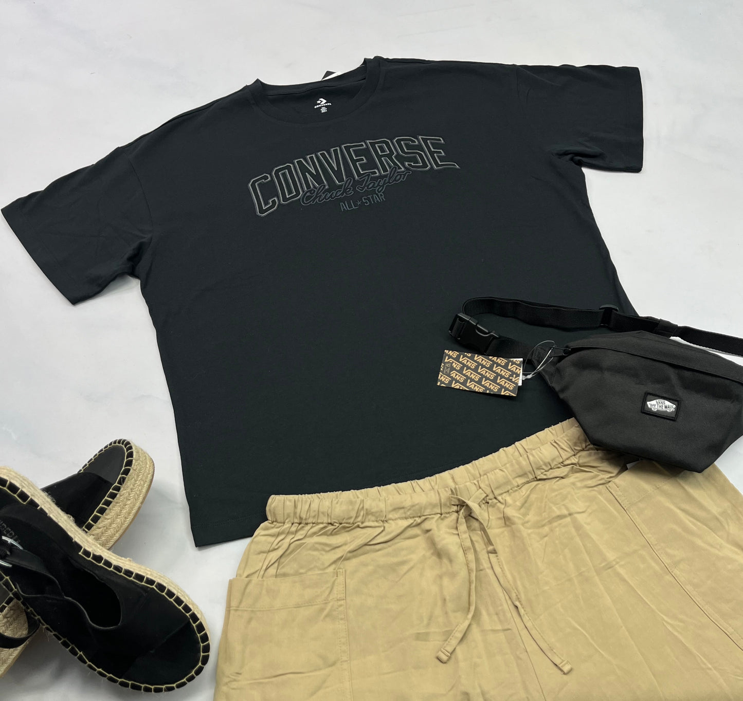 💕 Converse : t-Shirt Noir L/ femme over size (fait XL confo ). Neuf !