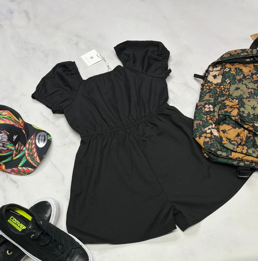 🌿 1 pièce short : noir tissu léger souple confo . Fait 8 ans fille neuf !