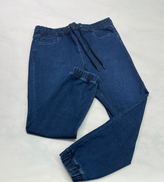 JEANS : Stretch Large homme coupe confo et fait long .