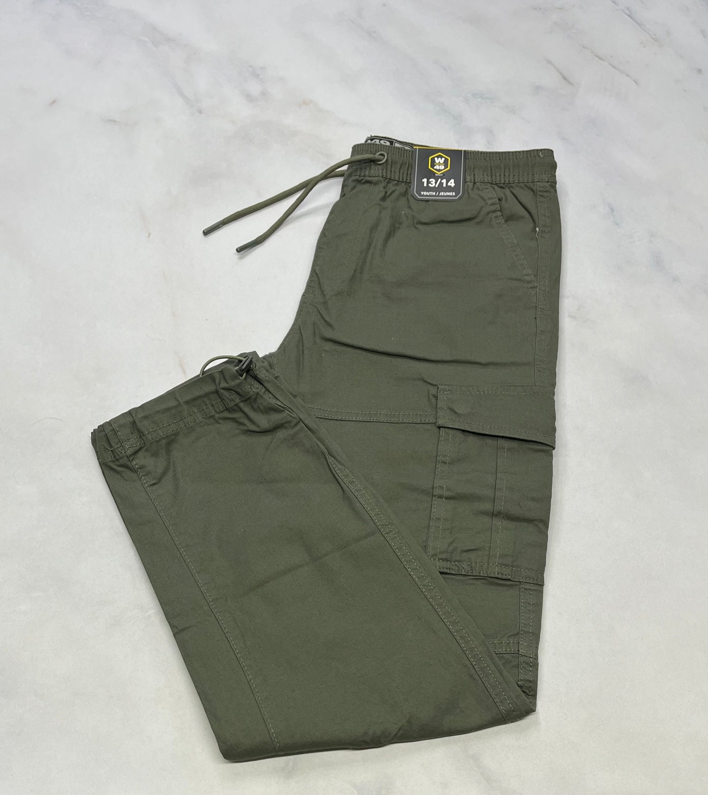 West : Cargo  kaki neuf ! Élastique s’ajuste au bas . 13-14 ans neuf!