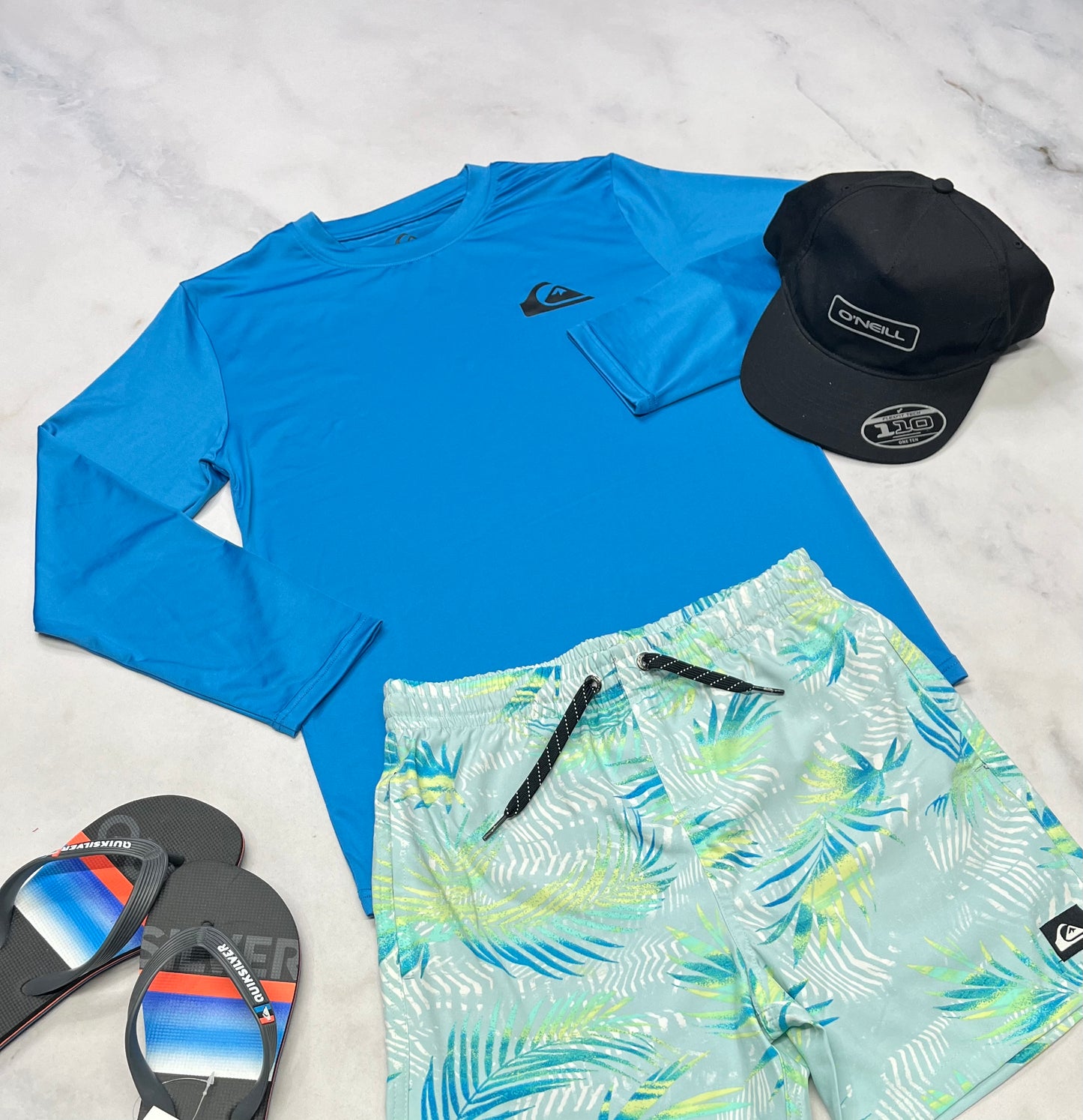 💦 Ensemble MAILLOT : ( 2 pièces ) Quiksilver 10-12 ans garçon neuf! Encore + beau en vrai.