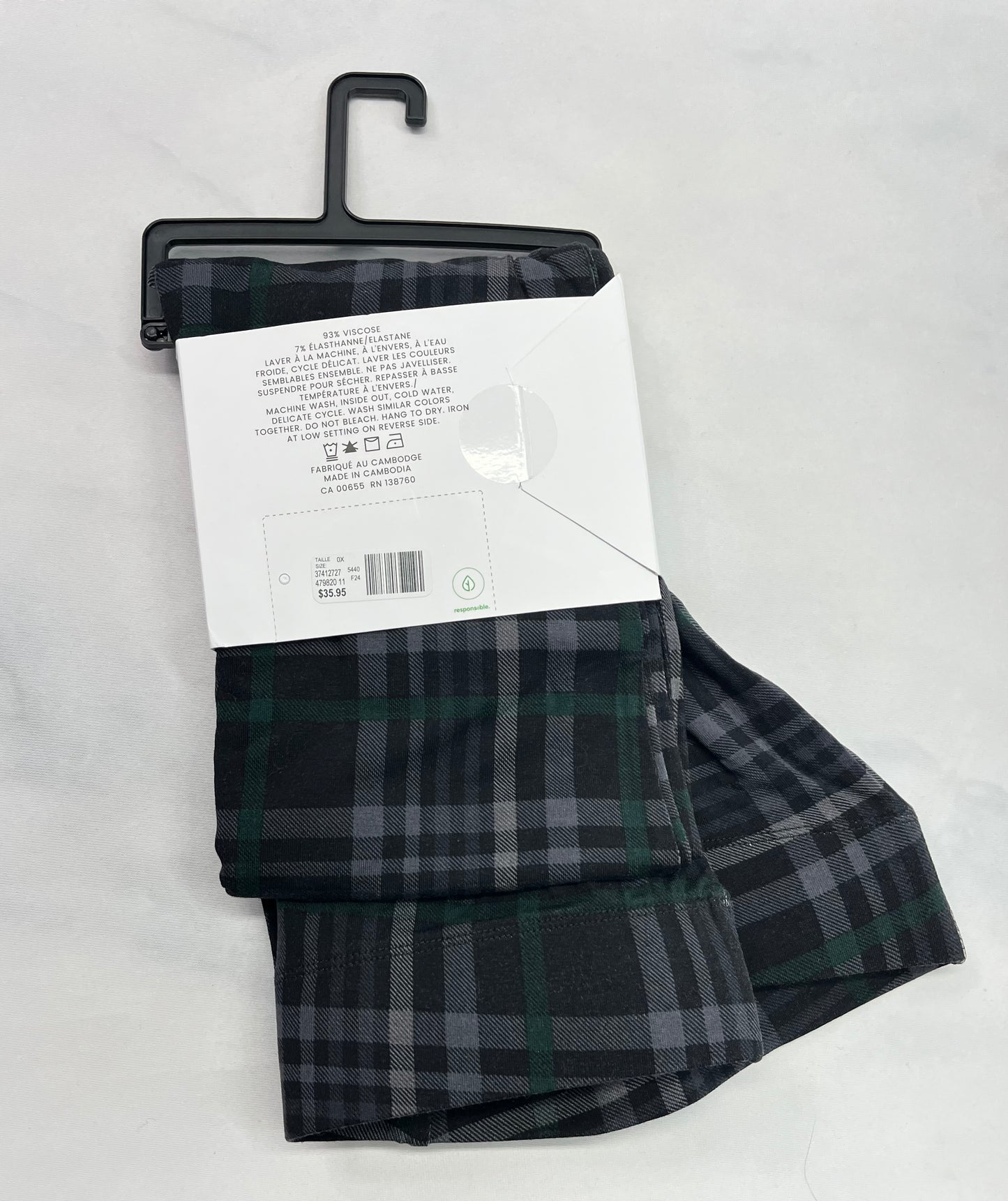 Legging : PENN qualité incroyable. Stretch motif noir carreauté gris et vert .