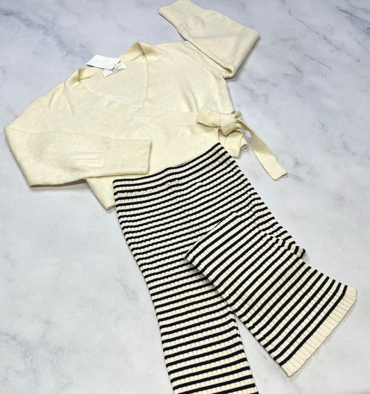 DUO neuf ! Tricot 8 ans + Jeg en tricot stretch évasé au bas 7-8 ans