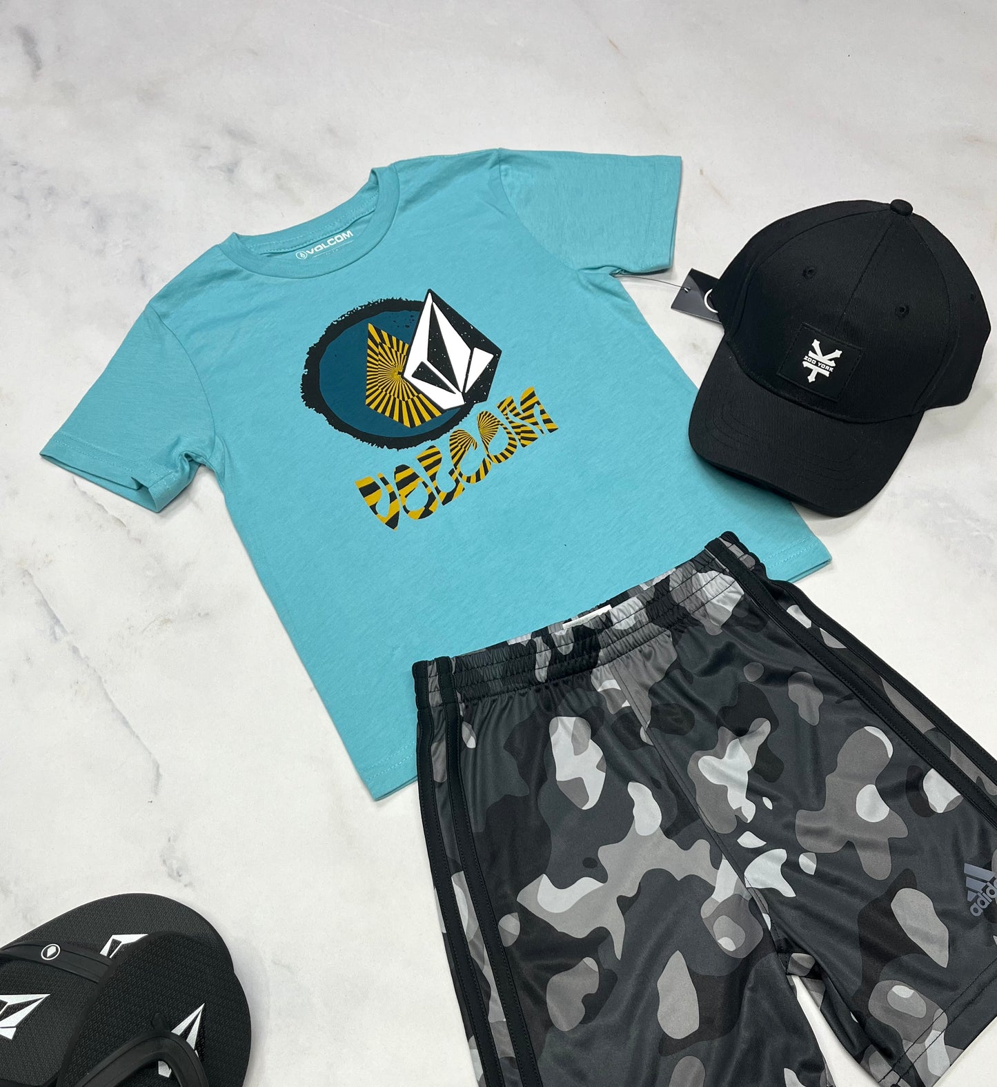 ☀️ T-Shirt : Volcom 4 ans garçons neuf !