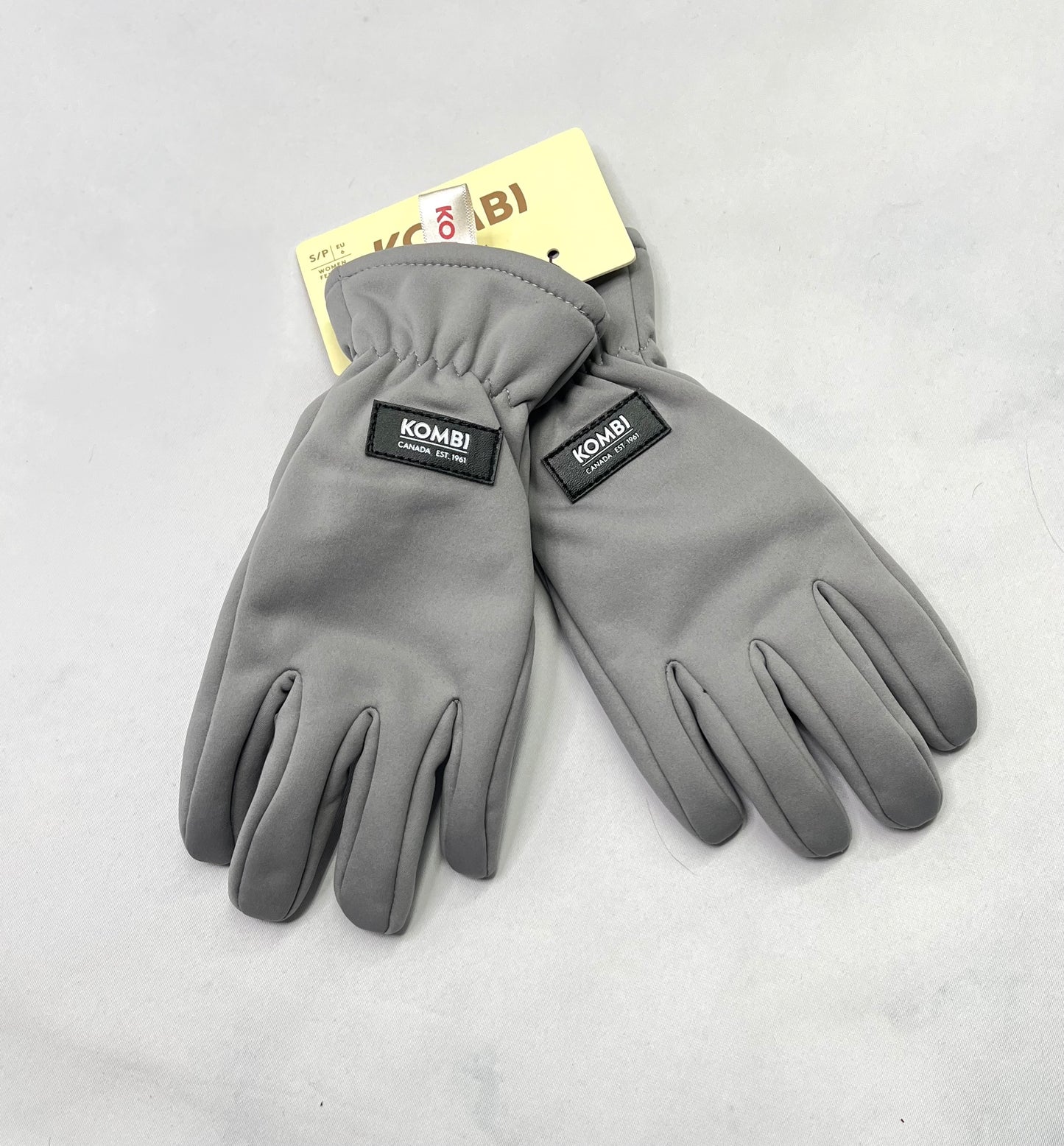 KOMBI: gants doubler en polar / imperméable .Small fait pour ado de 10-11-12 ans  unisexe.