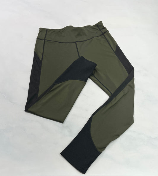 ..skinny sport : ML( fait 8-10 ans ) femme comme neuf!