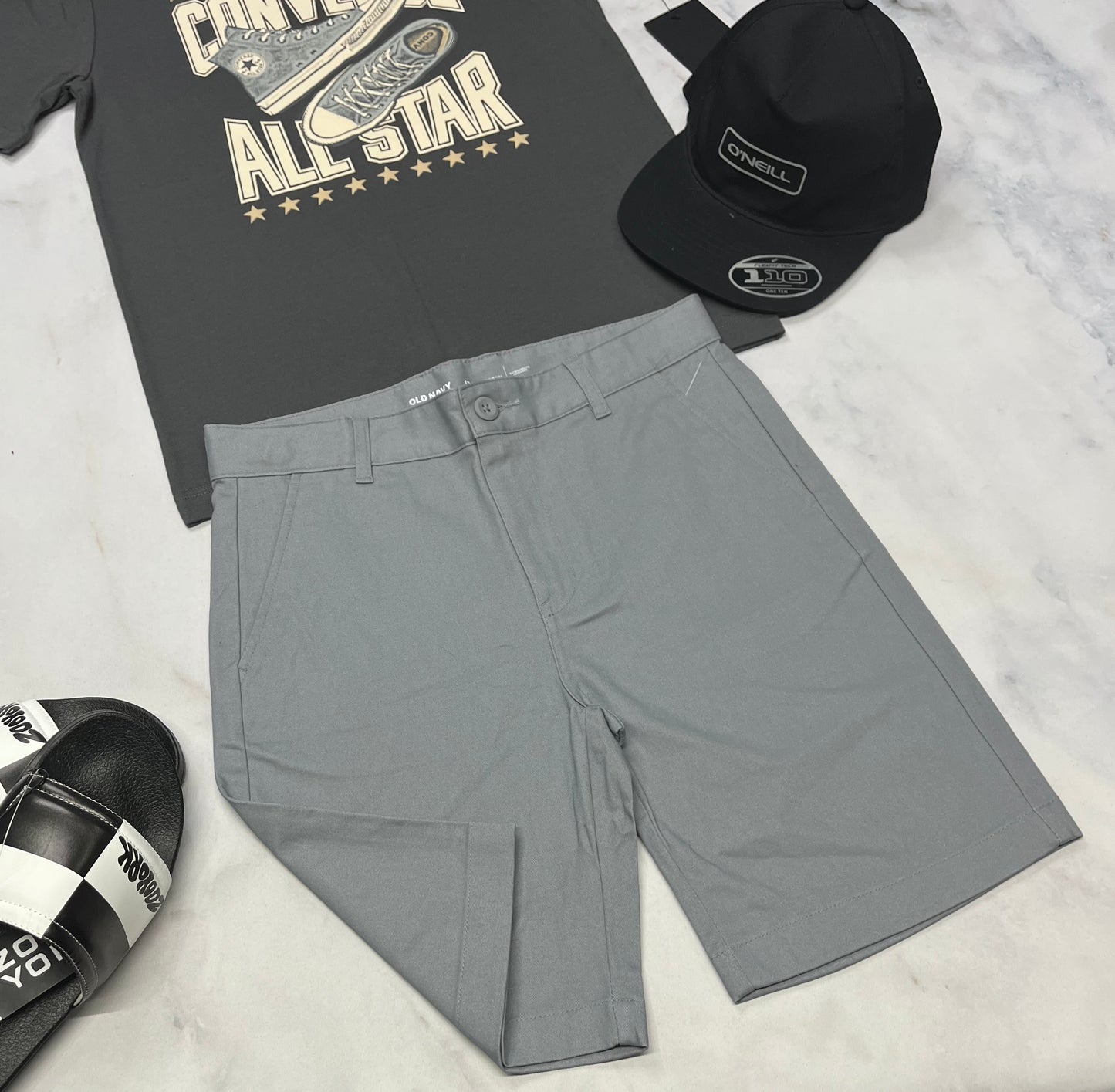 🌿 Bermuda gris : 12 ans garçons taille ajustable neuf.