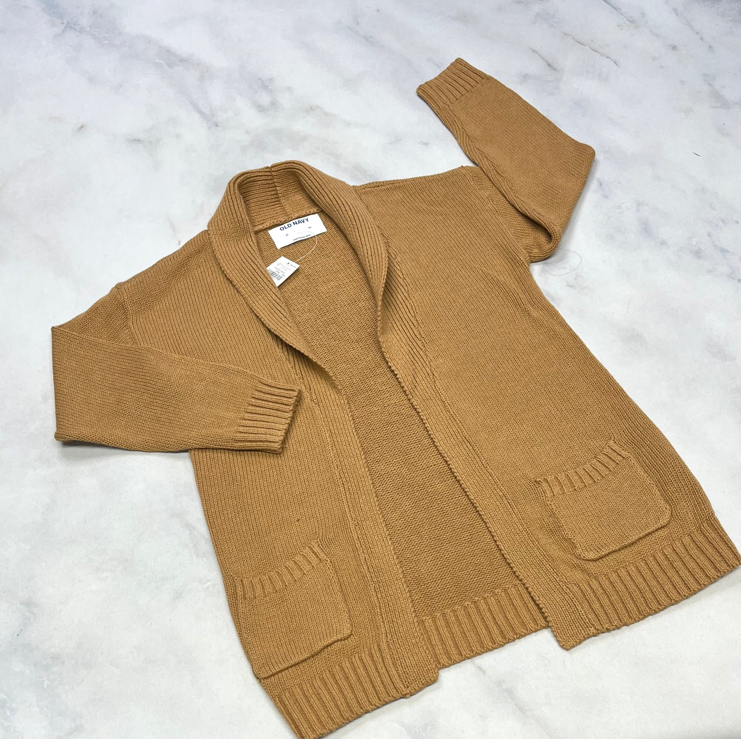 Longue veste   : en tricot neuve !4et 5 ans