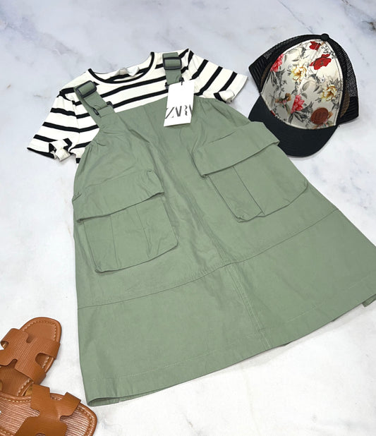 🌿 Robe ZARA : bretelles ajustable et  dos avec bande élastique . 6 ans fille neuve .
