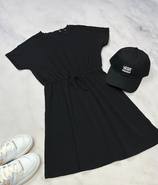 ☀️ Robe noir : Tag en beau coton stretch 14(13-14 ans ) fille comme neuve .