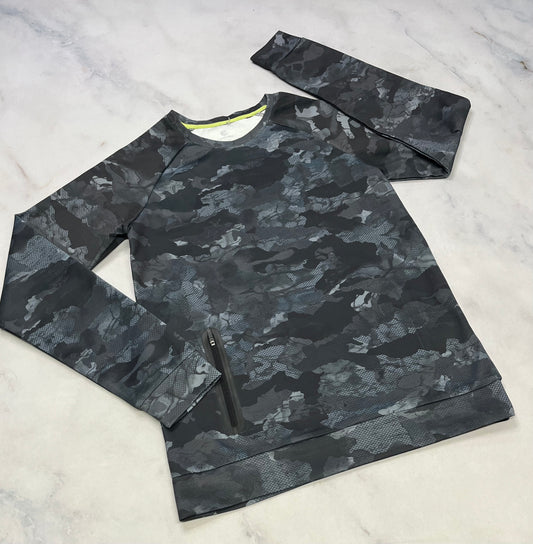 Tag ( Manche longue tissu de sport mais plus épais ) 16(14-16ans confo ) comme neuf !