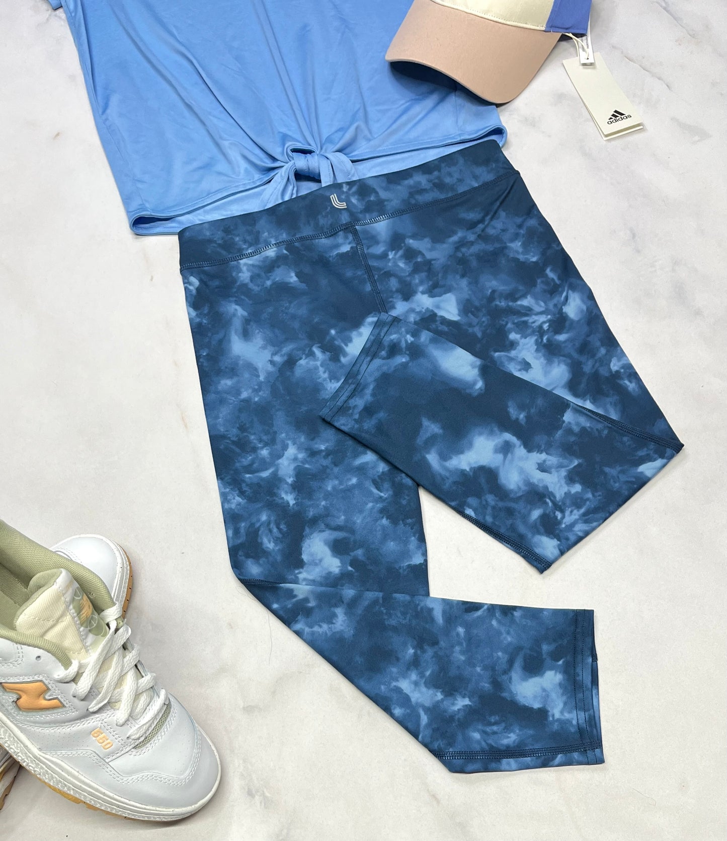🩵 Capri sport : LOLË 14-16 ans fit stretch neuf ! Logo au haut du dos .