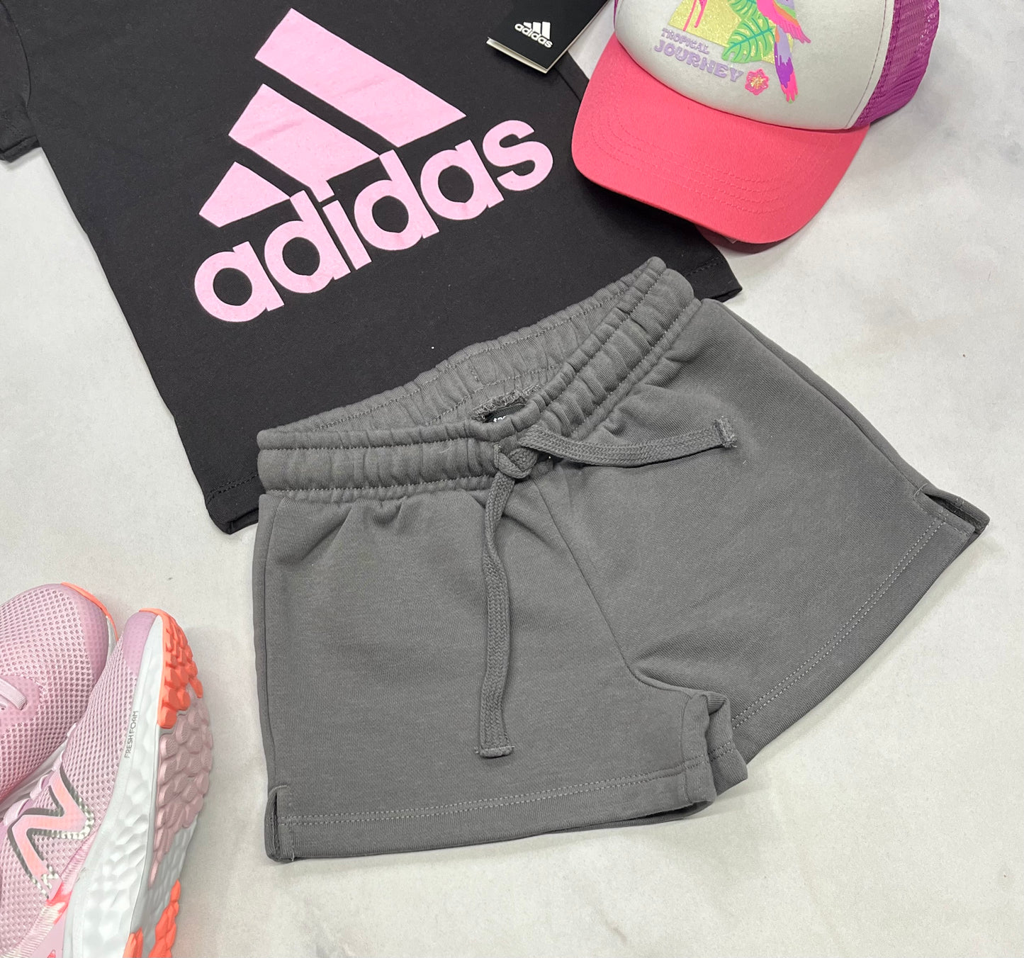 🌸 Short en ouaté : Tag charcoal 4 ans fille neuve !