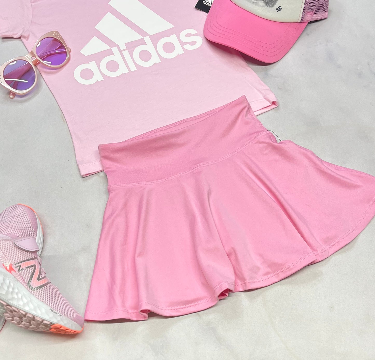 💕 Jupe : avec short cuissard intégré en tissu de sport stretch 6 ans fille neuve !