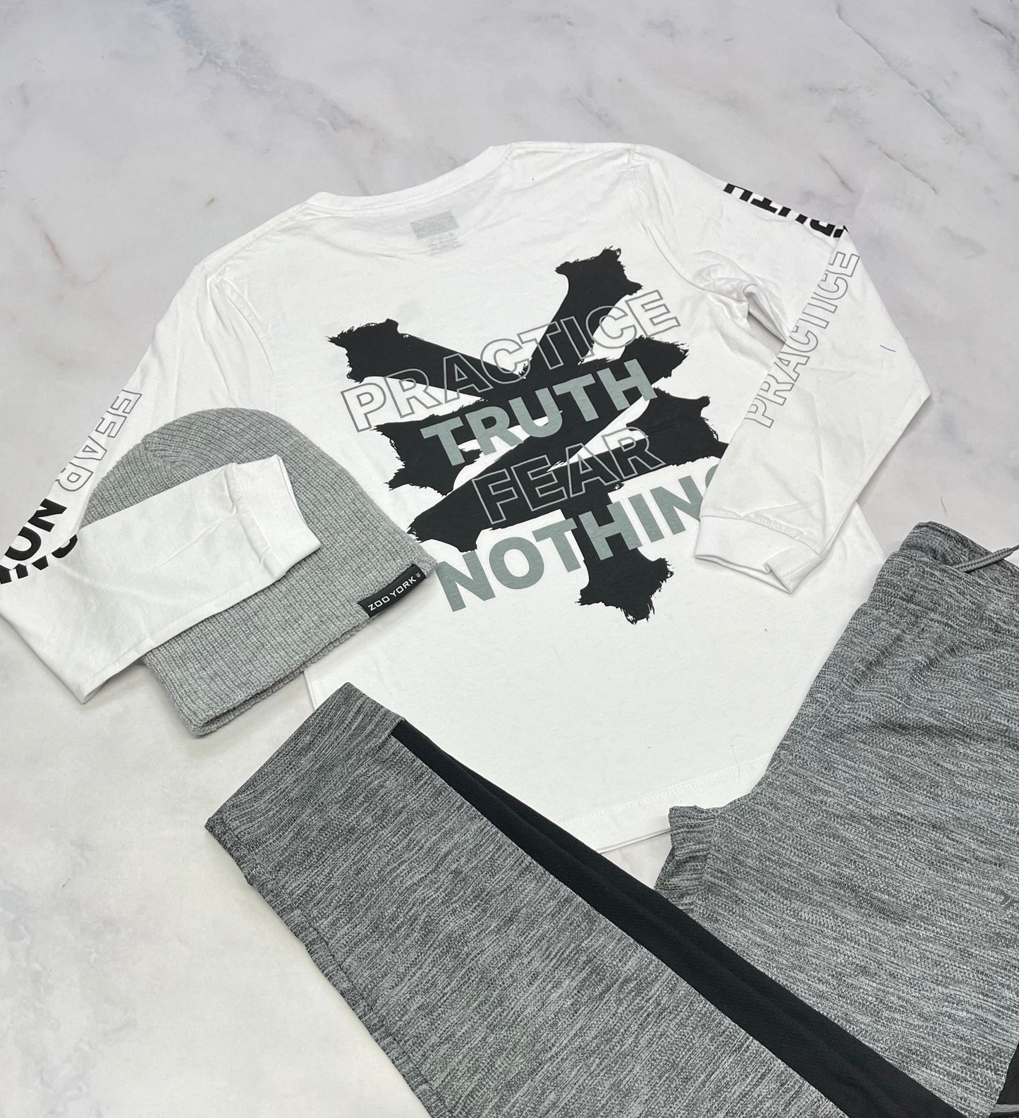 💚Zoo York : Manche longue 10-12 ans garçon neuf ! Beau logo au dos .