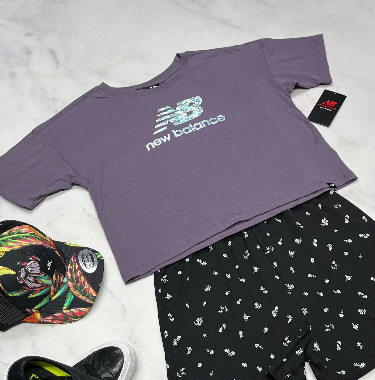 💜 Manche courte : New Balance 14-16 ans fille neuf !