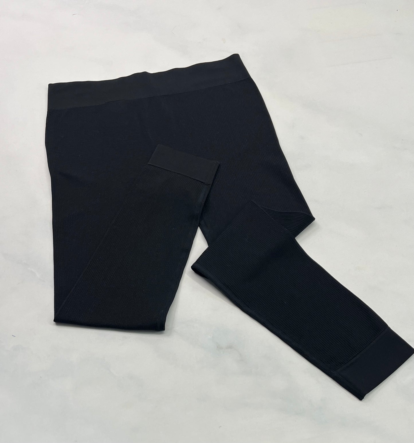 Legging texturé : tissu qui ne décolore pas . L/ femme .