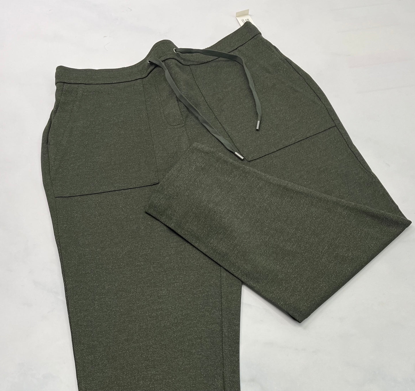 Pantalon : Penn . Kaki tissu plus épais mais souple taille élastique neuf! 14(13-14 ans ) femme .