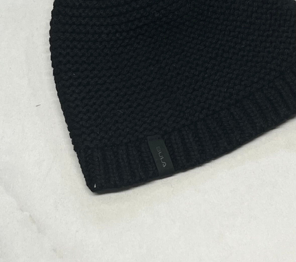 BULA: Tuque qualité ++ stretch : Intérieur en velour . Chaude confo . Fait Small femme ou Ado . Neuve .