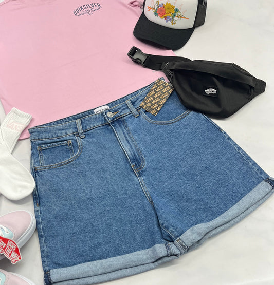 💕 Short : jeans Steve Madden M/ femme neuve ! Taille haute . Superbe .