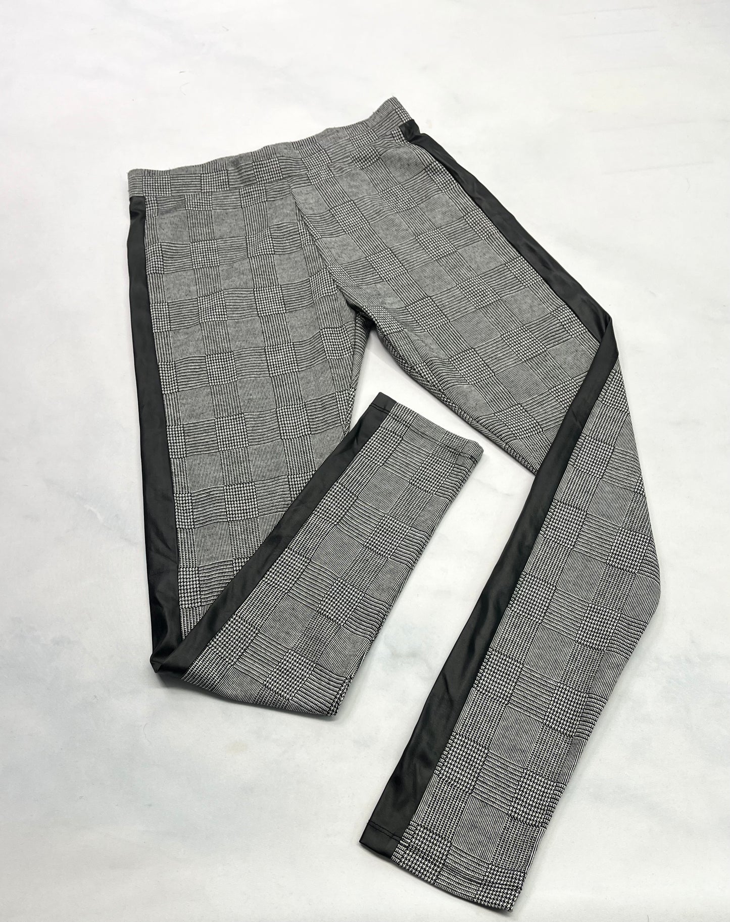 Skinny : Jeg. Stretch Small femme ( fait 3 ans ) comme neuf ! Effet bande de cuirette noir .