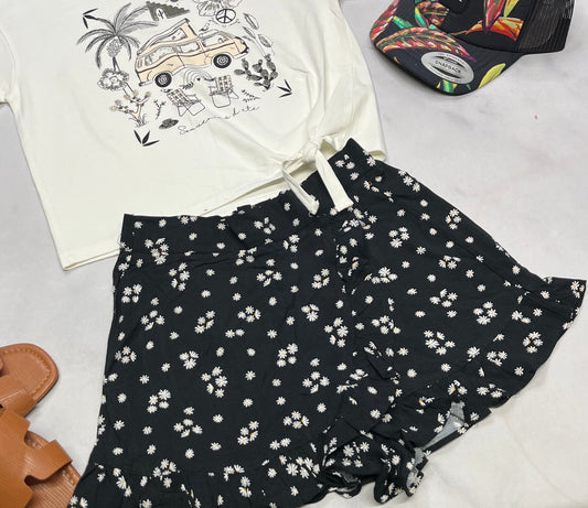 ☀️ Jupe short : avec panneau au devant et le derrière effet short . Mile end 8 ans neuve ! Taille élastique au dos .