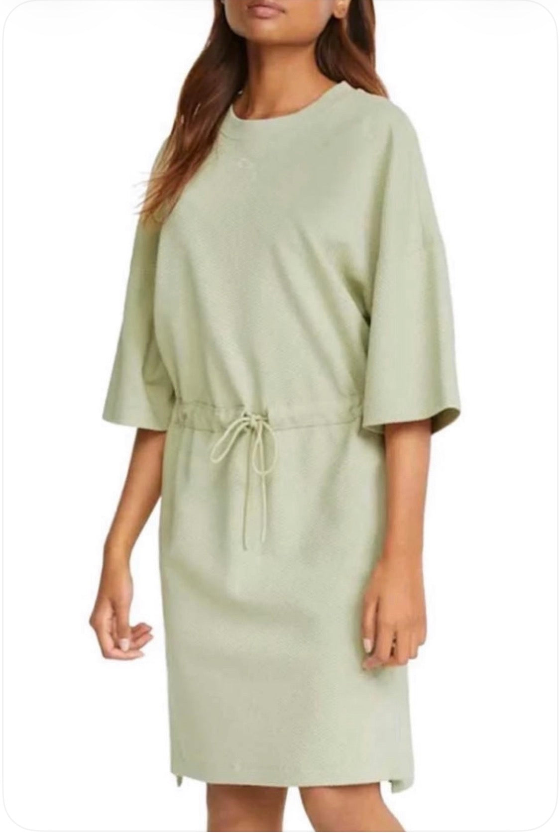 🌴 Robe Puma : Tissu Incroyable et stretch gr: S et M femme relax fit ajustable à la taille.