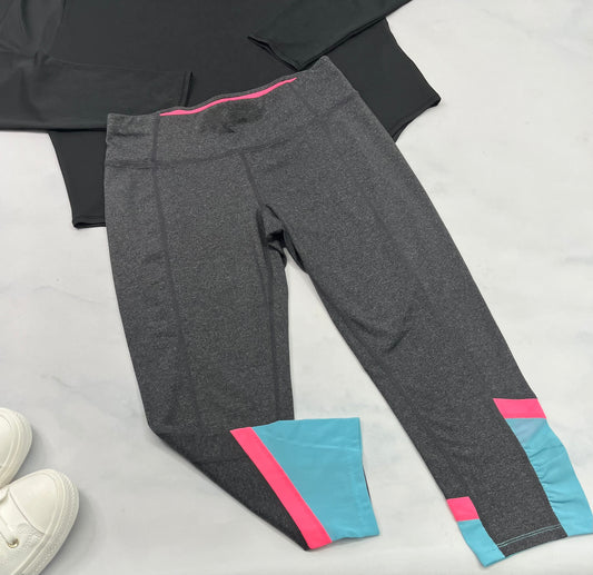 🩵 Capri Calvin Klein performance : tissu sport comme neuf ! M fit ( fait 6 ans femme ).