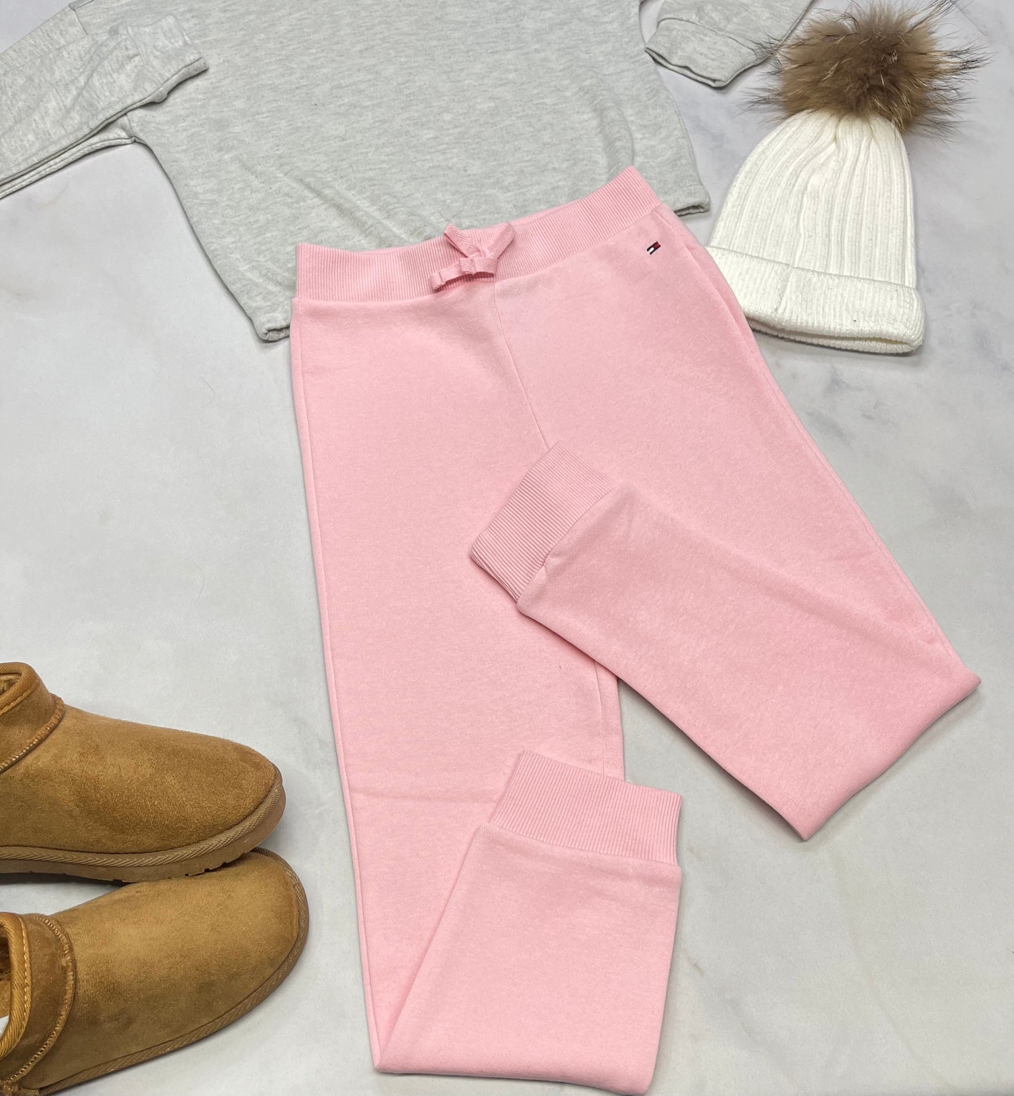 😻SOLDE: Jog. Tommy 7 ans fille neuf mais 1 tâche flou .