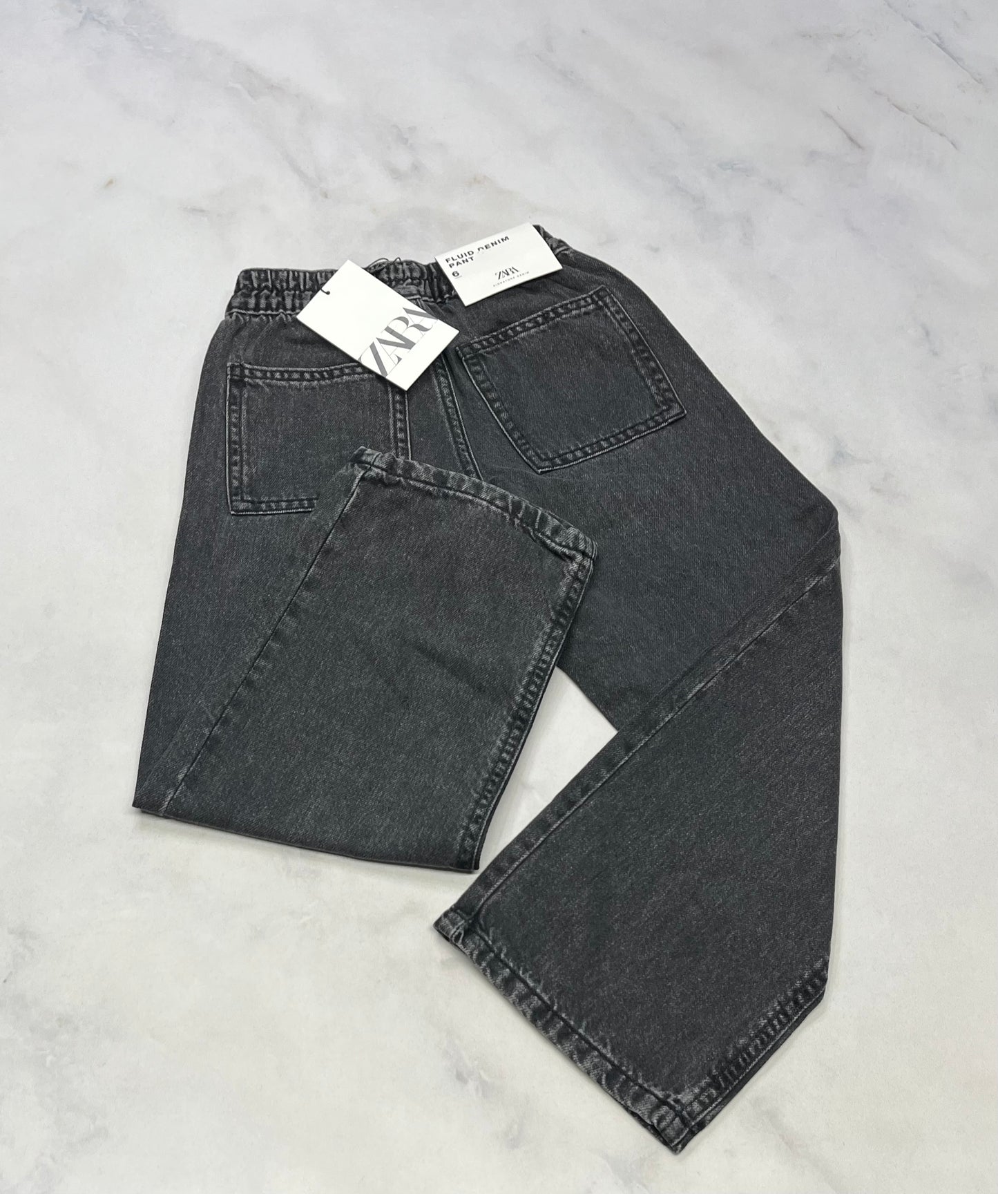 ZARA : Jeans jambe large fluide / molle confo . Taille élastique neuve ! 6(5-6 ans ) .