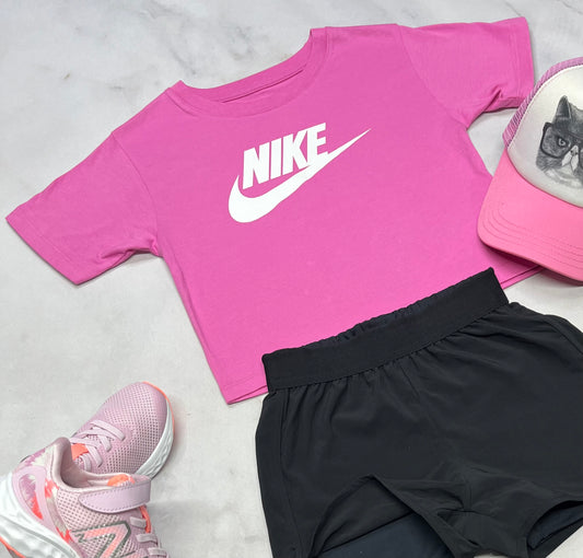 🌸 Nike : Manche courte +5-6 ans fille neuf !