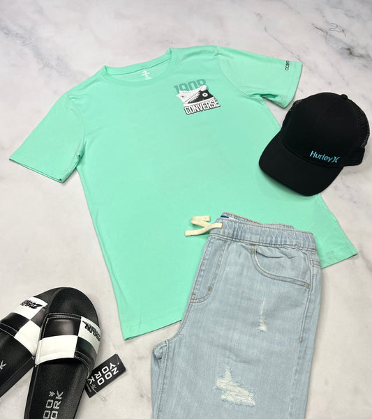 🌴 T-Shirt Converse : 14-16 ans coupe confo . Neuf ! beau logo au dos .