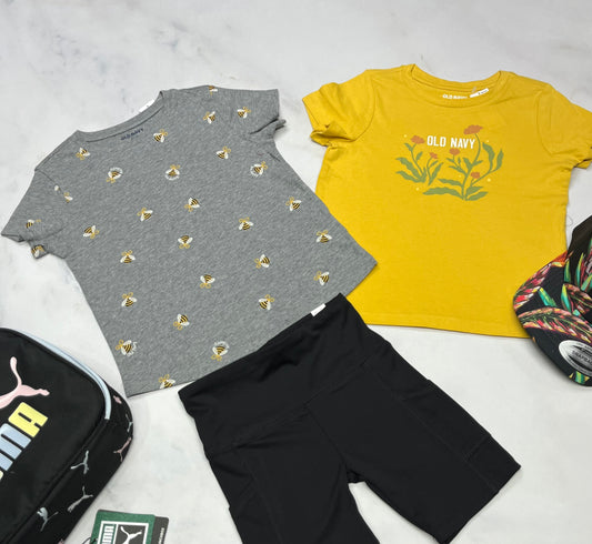 🌼 Duo t-Shirt : (1x abeilles et 1x jaune ) 5 ans neuf ! Soft confo .